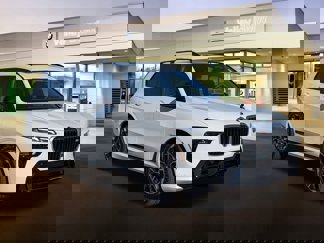 New 2025 BMW X7 M60i image 1