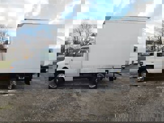 Used 2014 Ford E-350 and Econoline 350 Super Duty image 1