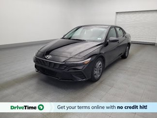 Used 2024 Hyundai Elantra SEL image 1