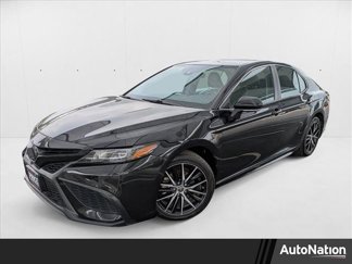 Used 2023 Toyota Camry SE image 1