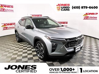 Used 2025 Chevrolet Trax RS w/ Sunroof Package image 1