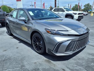New 2025 Toyota Camry SE image 1