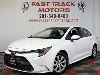 Used 2024 Toyota Corolla LE image 1