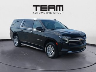 Used 2023 Chevrolet Suburban LT image 1