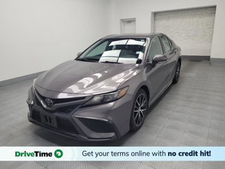 Used 2022 Toyota Camry SE image 1