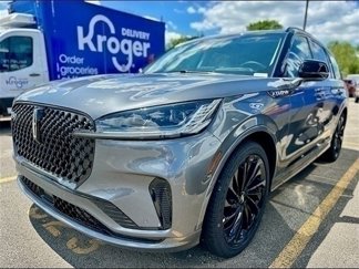 New 2025 Lincoln Aviator Reserve w/ Equipment Group 201A image 1