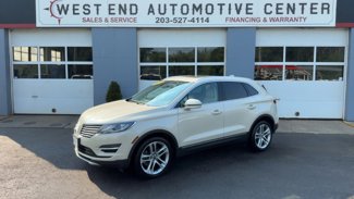 Used 2018 Lincoln MKC Reserve image 1