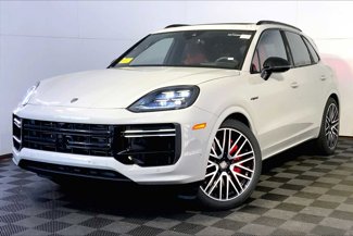 New 2026 Porsche Cayenne Turbo video 1