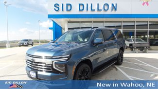 New 2025 Chevrolet Suburban LT image 1