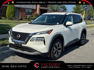 Used 2023 Nissan Rogue SV image 1