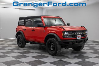Used 2022 Ford Bronco Black Diamond image 1