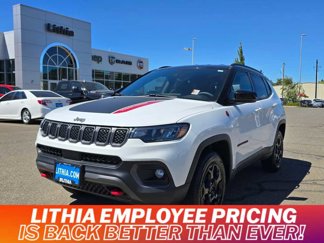 Used 2023 Jeep Compass Trailhawk image 1