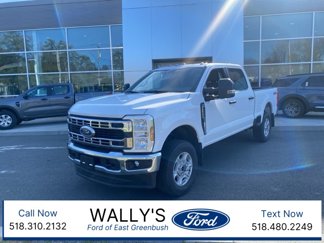 New 2025 Ford F250 4x4 Crew Cab Super Duty image 1