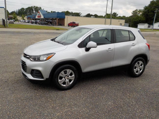 Used 2017 Chevrolet Trax LS image 1