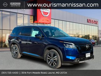 New 2025 Nissan Pathfinder Platinum w/ Black Appearance Package image 1