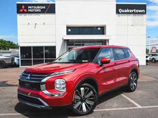 New 2025 Mitsubishi Outlander SE image 1