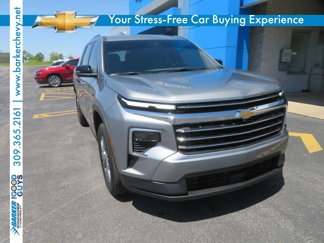 Used 2024 Chevrolet Traverse LT image 1