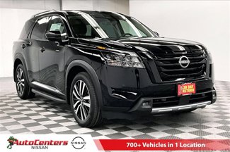 New 2025 Nissan Pathfinder Platinum image 1