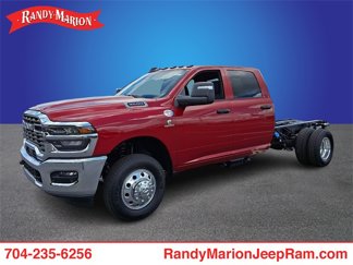 New 2025 RAM 3500 Tradesman w/ Chrome Appearance Group image 1