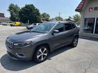 Used 2019 Jeep Cherokee Limited image 1