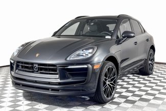 Certified 2025 Porsche Macan image 1