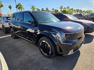 Used 2025 Kia EV9 Land image 1