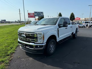 New 2025 Ford F350 XLT image 1