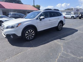 Used 2017 Subaru Outback 3.6R Limited image 1