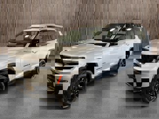 New 2025 Jeep Grand Cherokee L Limited w/ Black Appearance Package image 1