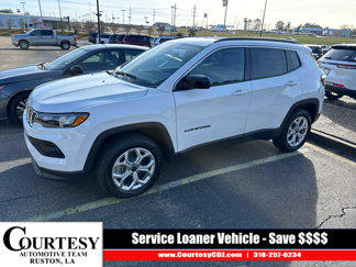 New 2025 Jeep Compass Latitude image 1