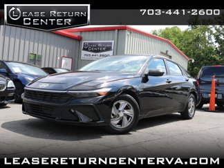 Used 2024 Hyundai Elantra SE image 1