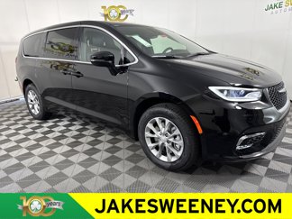 New 2025 Chrysler Pacifica Select image 1