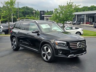 New 2025 Mercedes-Benz GLB 250 4MATIC image 1