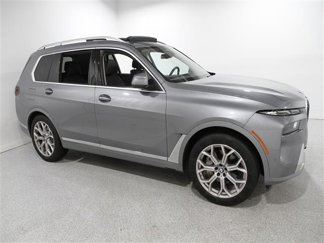 Used 2025 BMW X7 xDrive40i image 1
