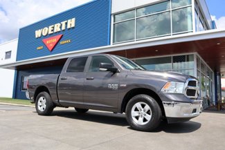 Used 2019 RAM 1500 Classic SLT w/ Luxury Group image 1