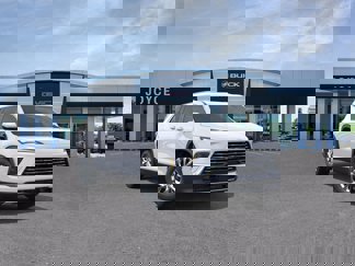 New 2026 Buick Enclave Preferred w/ LPO, Floor Liner Package image 1