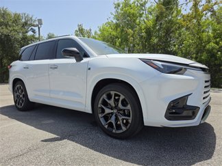 New 2025 Lexus TX 500h AWD image 1