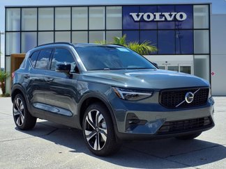 New 2026 Volvo XC40 B4 Plus image 1