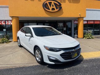Used 2022 Chevrolet Malibu LS w/ Driver Confidence Package II image 1