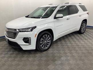 Used 2023 Chevrolet Traverse Premier image 1