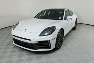 New 2025 Porsche Panamera image 1