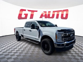 Used 2023 Ford F350 XLT image 1