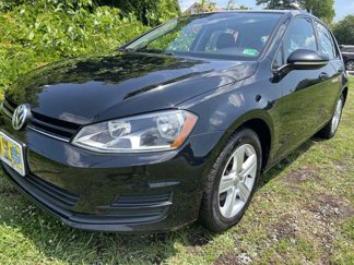 Used 2017 Volkswagen Golf Wolfsburg Edition image 1