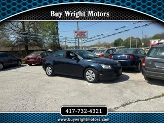 Used 2014 Chevrolet Cruze LS image 1