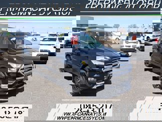 Used 2017 Ford Escape SE image 1