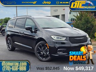 New 2025 Chrysler Pacifica Limited image 1