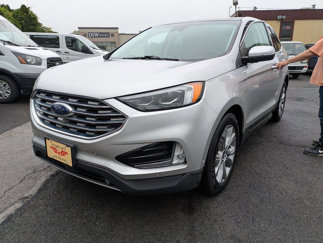 Used 2019 Ford Edge Titanium image 1