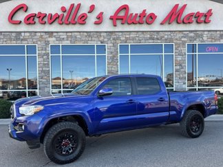 Used 2022 Toyota Tacoma SR5 w/ Technology Package image 1