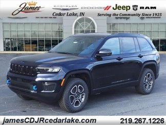 New 2024 Jeep Grand Cherokee Trailhawk w/ Advanced Protech Group II image 1