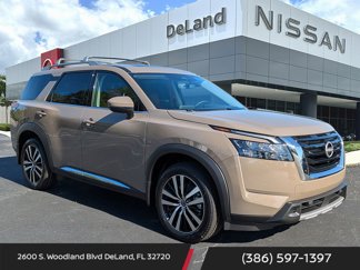New 2025 Nissan Pathfinder Platinum image 1